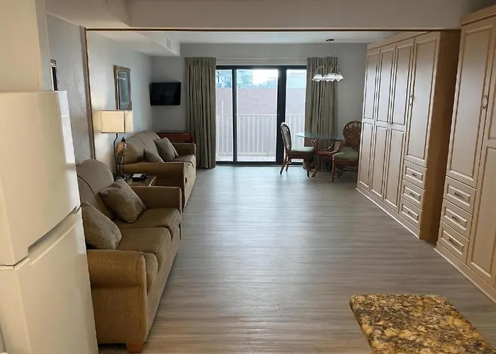 Boardwalk One- W Balcony And Partial Ocean View Aparthotel *