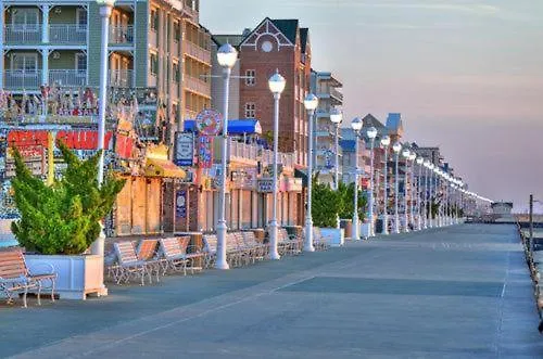 Boardwalk One- W Balcony And Partial Ocean View