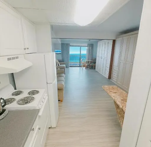 Aparthotel Boardwalk One- W Balcony And Partial Ocean View *